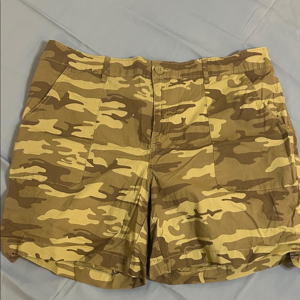 Sanctuary Camouflage Cargo Shorts